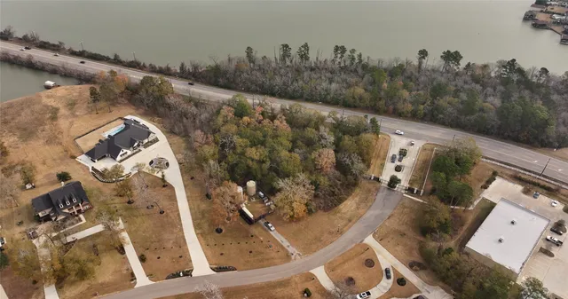 $1,285,000 | 15900 Walden Road, Montgomery, TX 77356