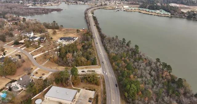 $1,285,000 | 15900 Walden Road, Montgomery, TX 77356