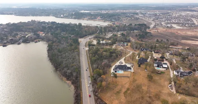 $1,285,000 | 15900 Walden Road, Montgomery, TX 77356