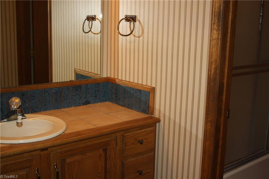 5416 Tower Road Greensboro, NC 27410 - Photo 13 of 19 Gallery Image 13