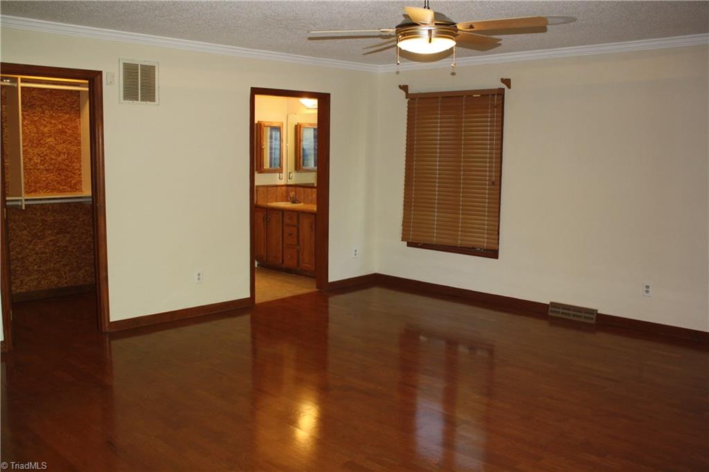 5416 Tower Road Greensboro, NC 27410 - Photo 7 of 19 Gallery Image 7