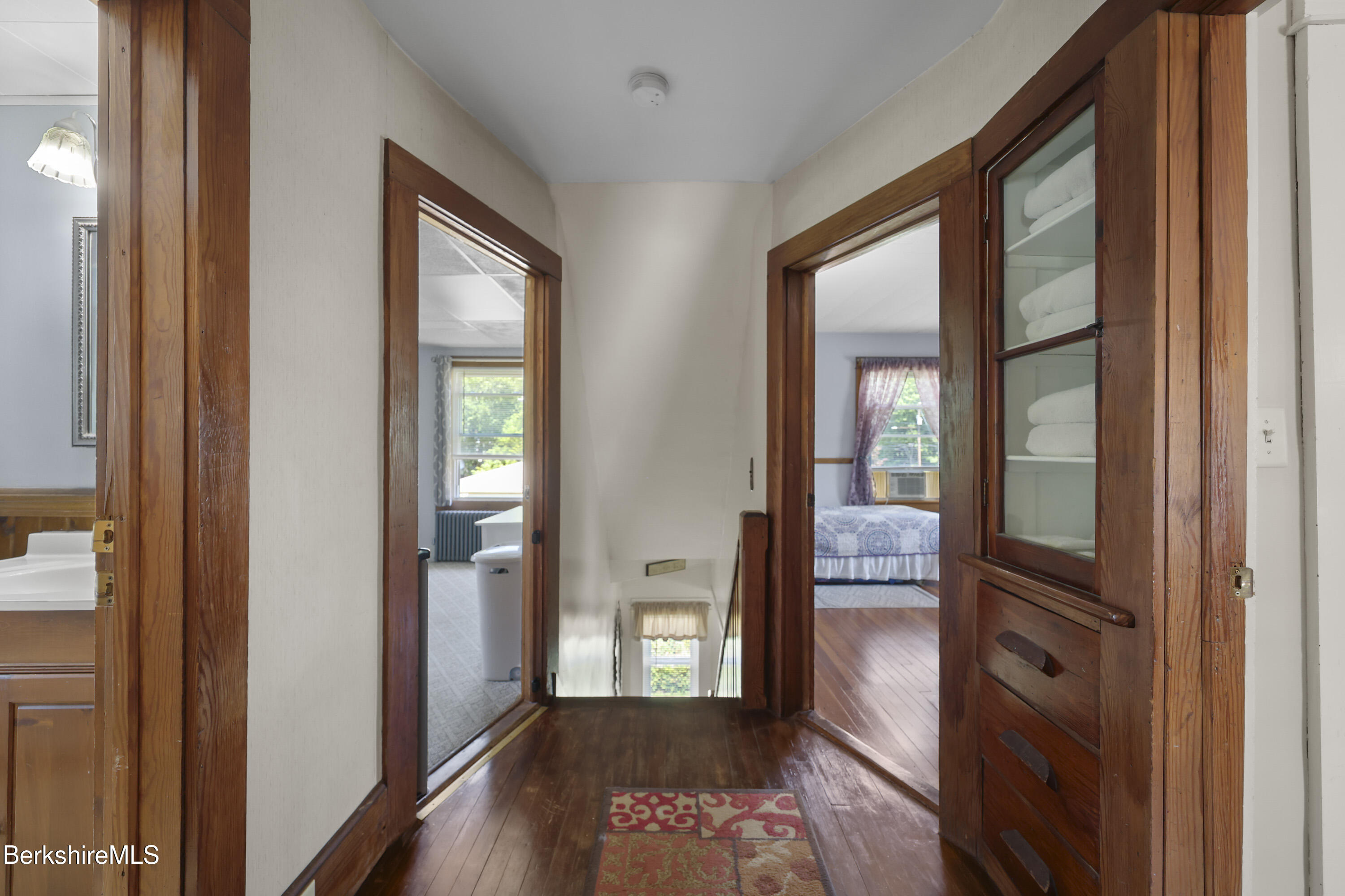 47 Onota Street Pittsfield, MA 01201 - Photo 27 of 56 Second Floor Landing