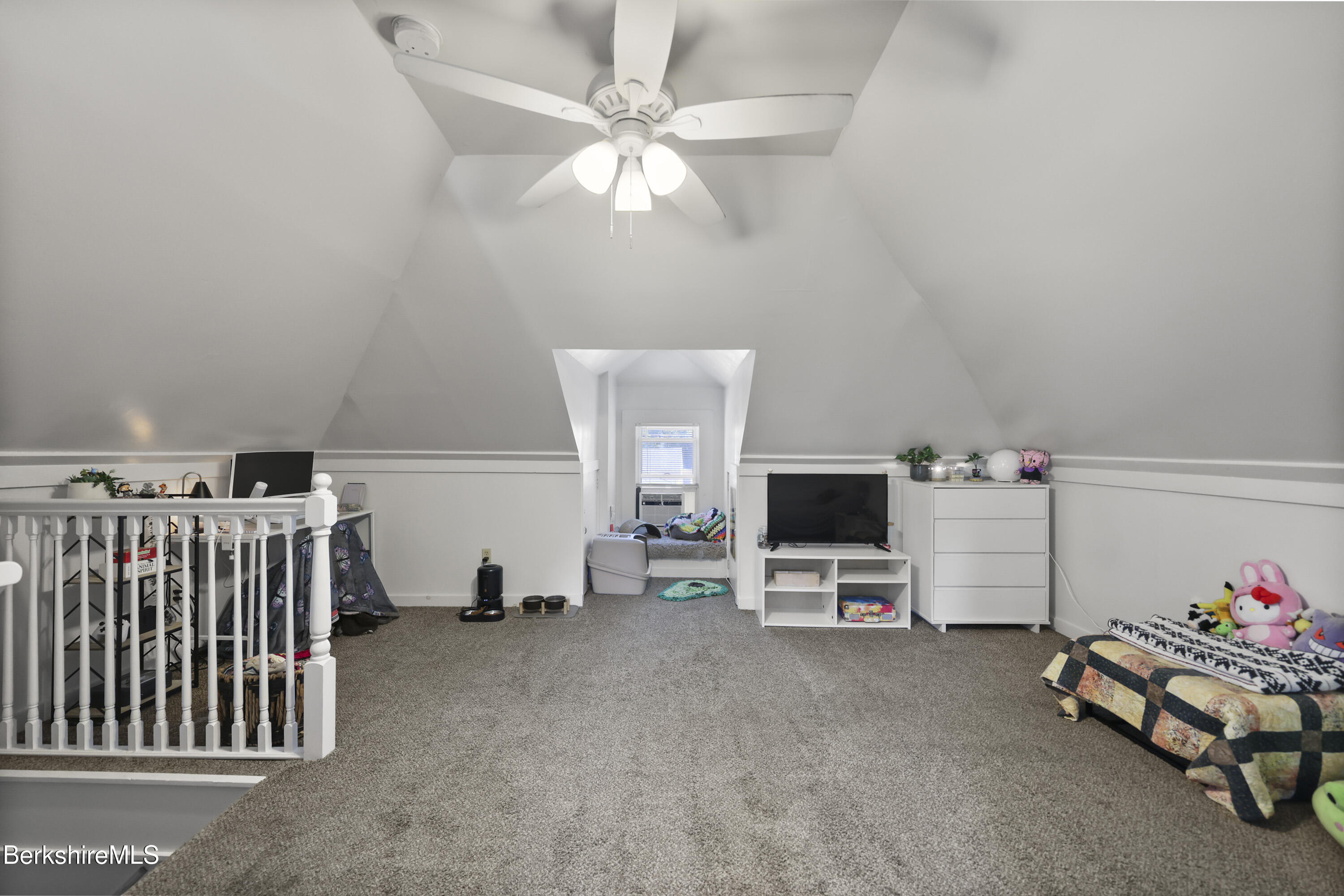 47 Onota Street Pittsfield, MA 01201 - Photo 41 of 56 Third Floor