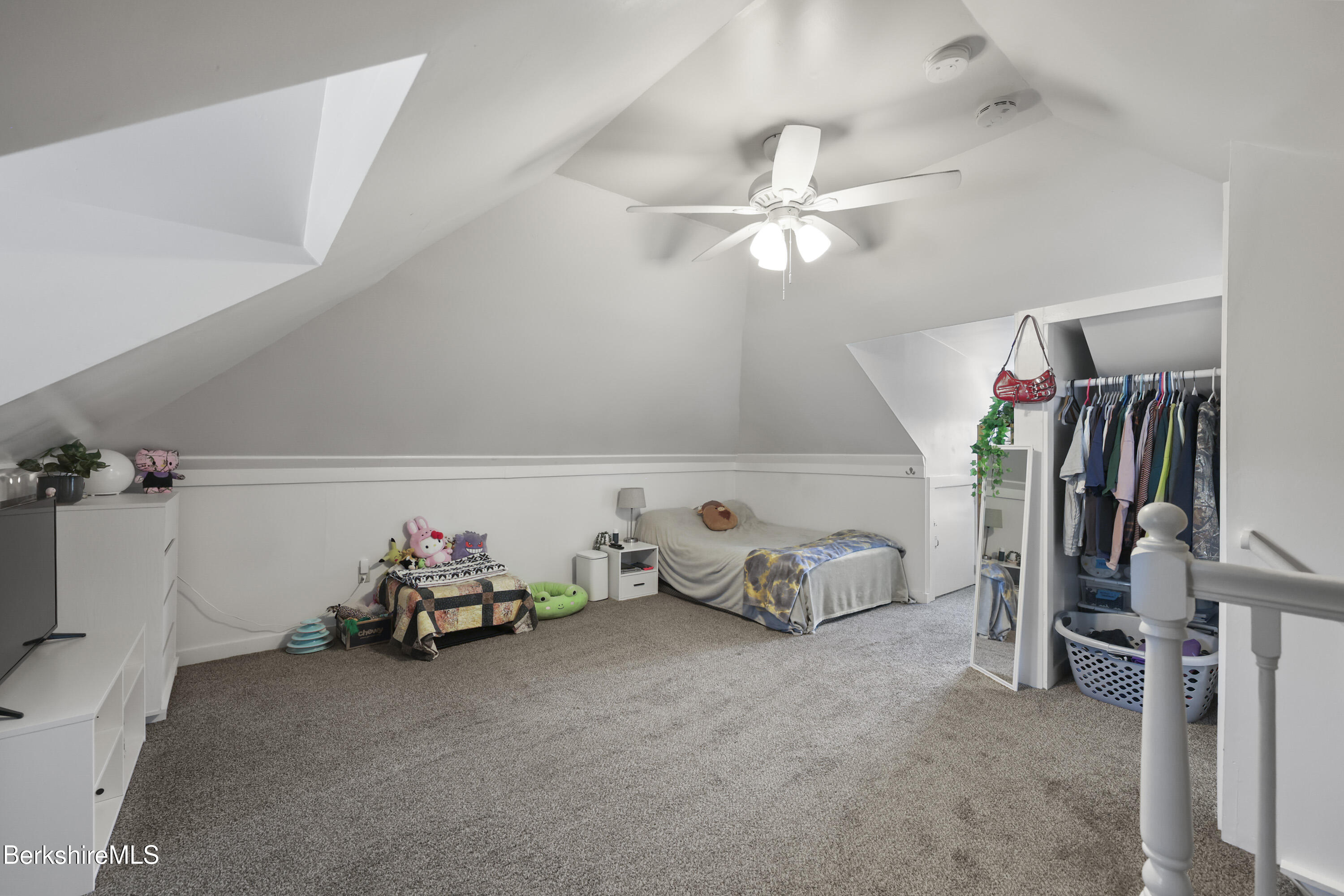 47 Onota Street Pittsfield, MA 01201 - Photo 42 of 56 Third Floor