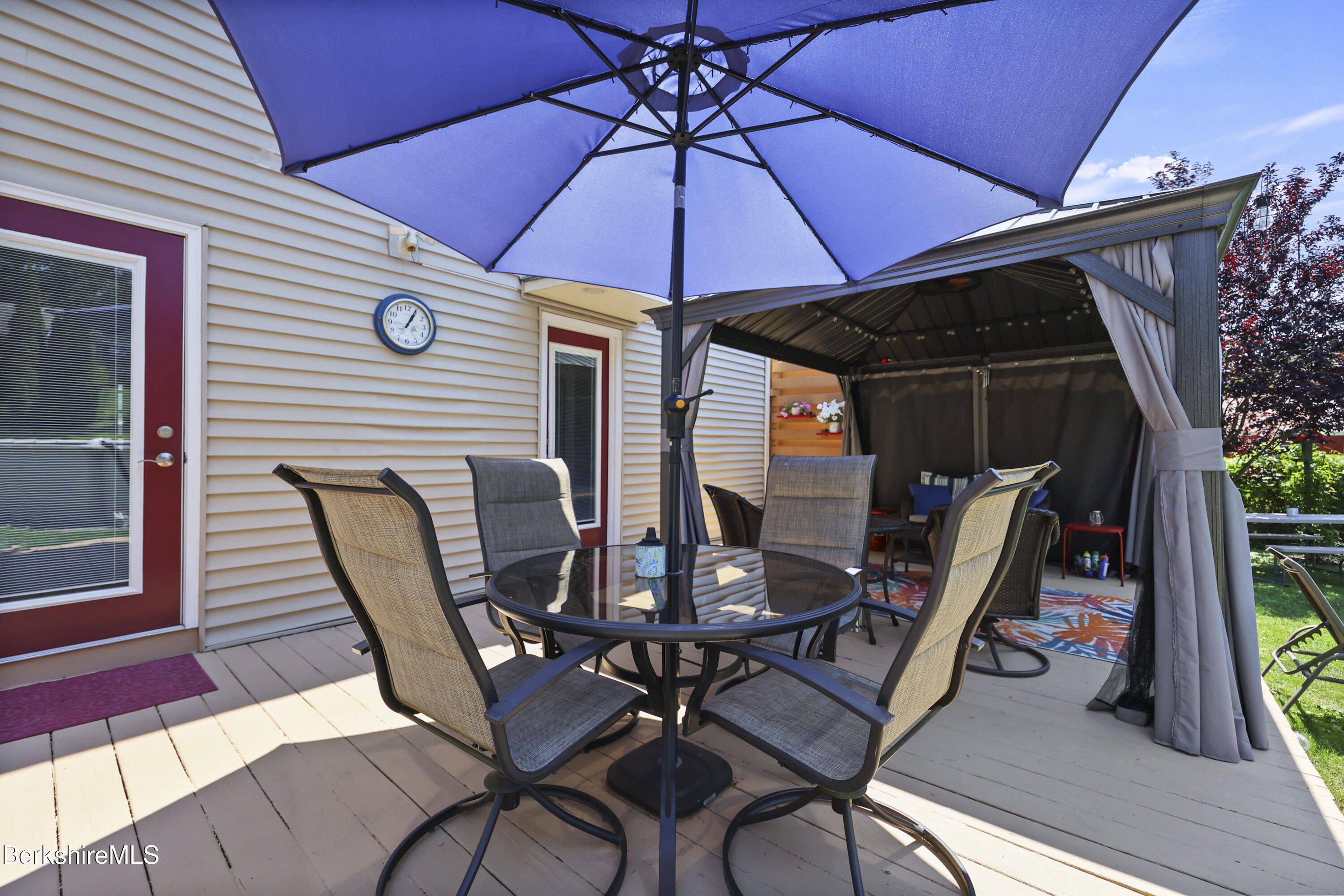 47 Onota Street Pittsfield, MA 01201 - Photo 45 of 56 Back Deck