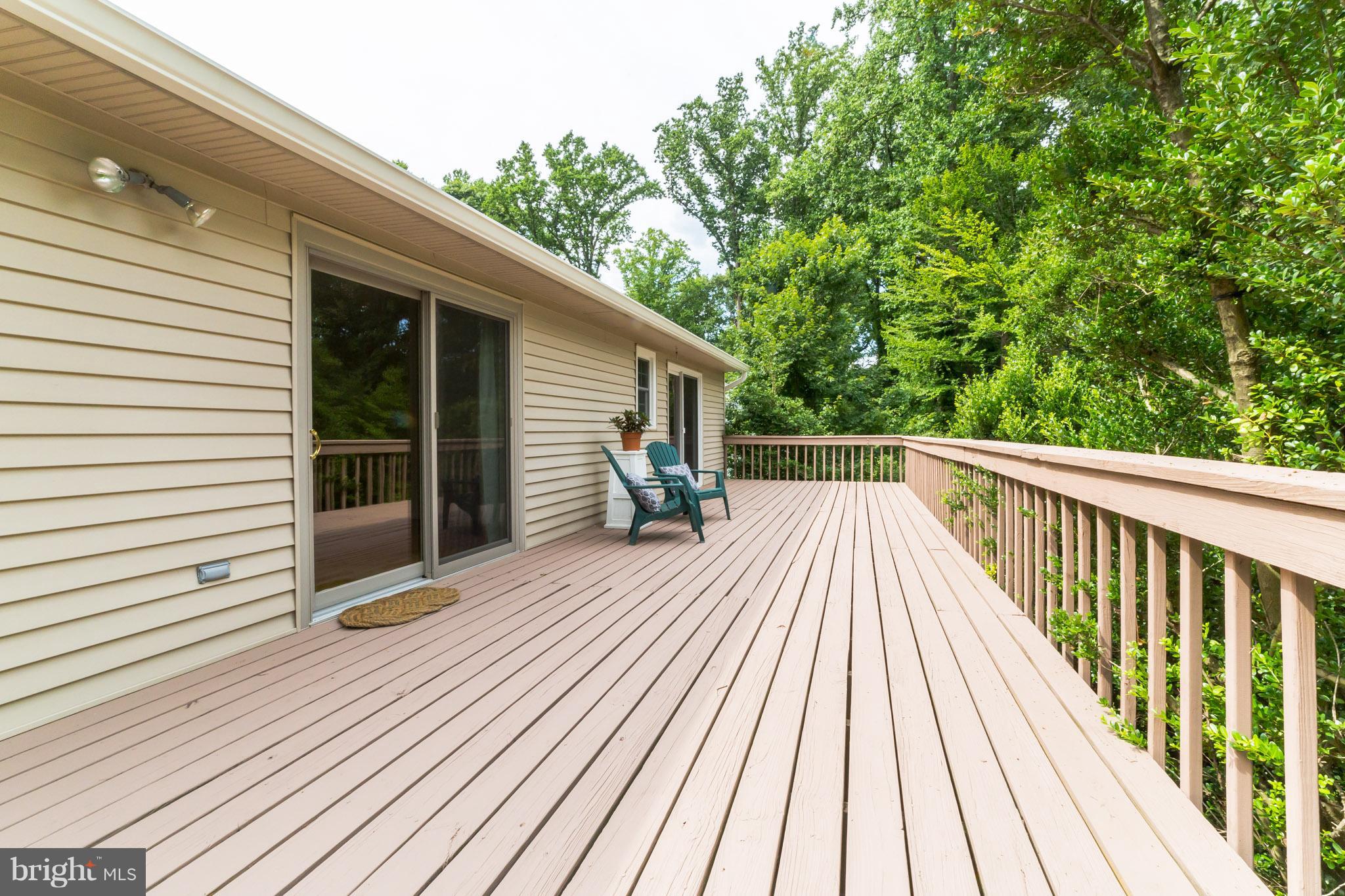 1247 Maple Road Arnold, MD 21012 - Photo 21 of 29 Ample room for family BBQs and summer parties