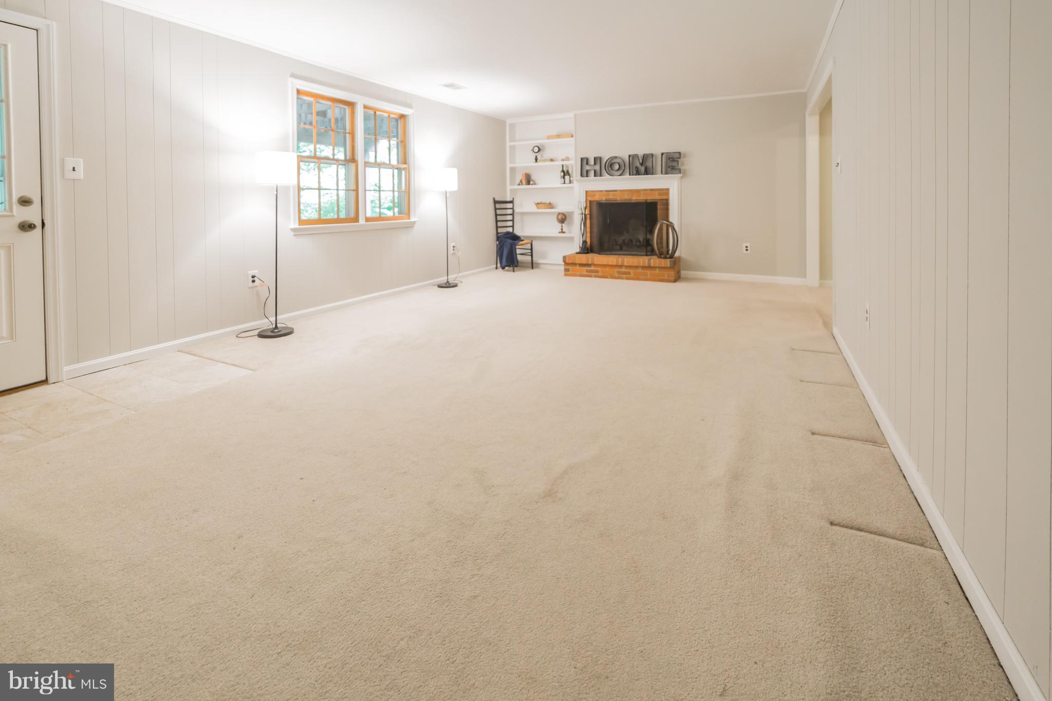 1247 Maple Road Arnold, MD 21012 - Photo 23 of 29 Access to outside and lower patio from basement