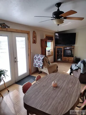 $485,585 | 3195 3350 West, Moore, ID 83255