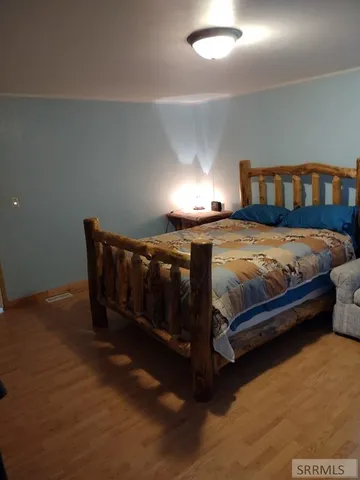 $485,585 | 3195 3350 West, Moore, ID 83255