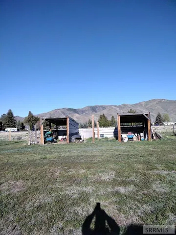 $485,585 | 3195 3350 West, Moore, ID 83255