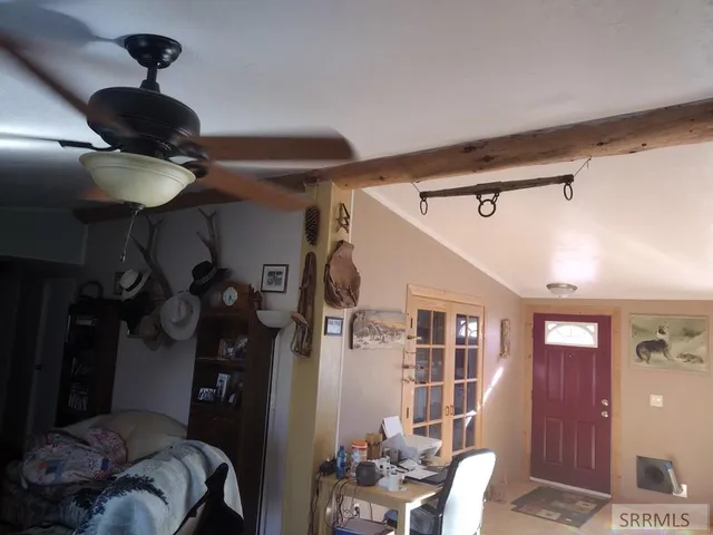 $485,585 | 3195 3350 West, Moore, ID 83255