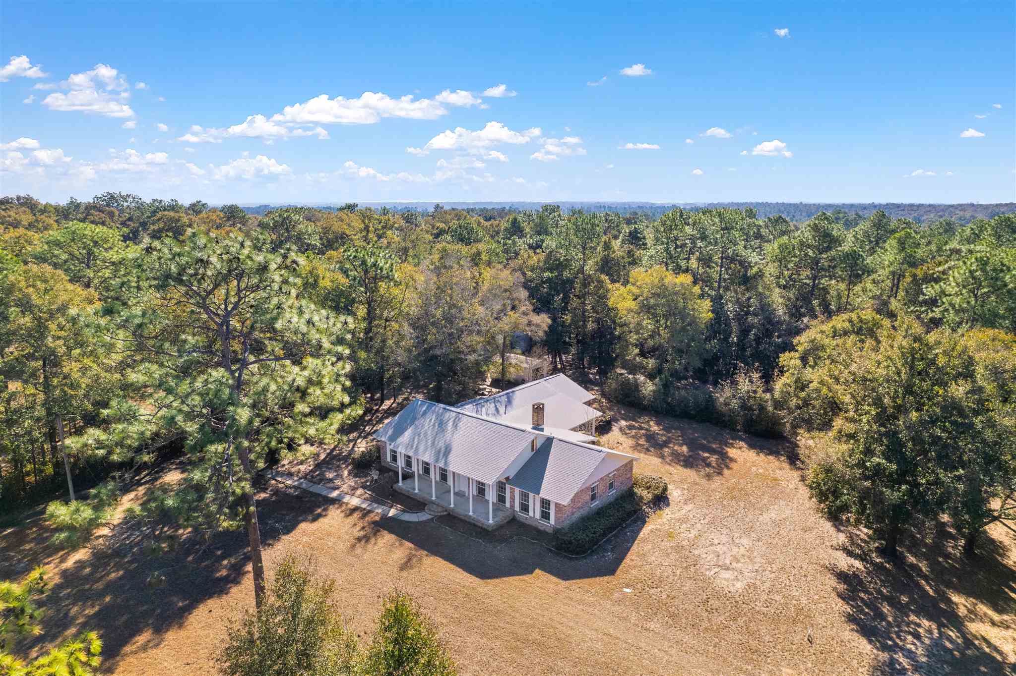 5901 Hamilton Bridge Road Milton, FL 32570 - Photo 1 of 34