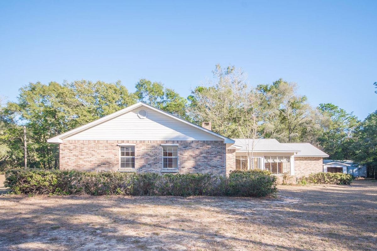 5901 Hamilton Bridge Road Milton, FL 32570 - Photo 8 of 34