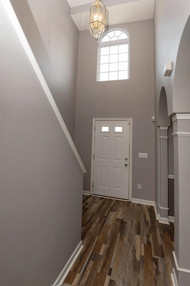 7283 Hunters Ridge Lane Cincinnati, OH 45247 - Photo 2 of 50 Gallery Image 2