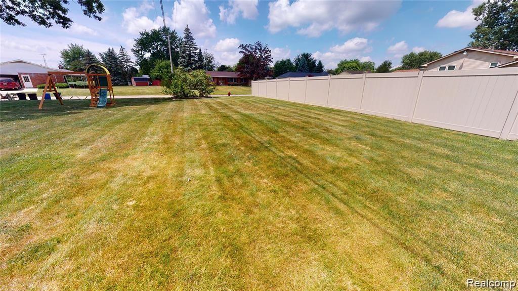 6576 Rustic Ridge Trail Grand Blanc, MI 48439 - Photo 47 of 49