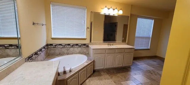 $3,999 | 8706 Lohr Valley Road, Irving, TX 75063