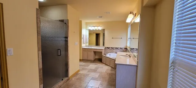 $3,999 | 8706 Lohr Valley Road, Irving, TX 75063