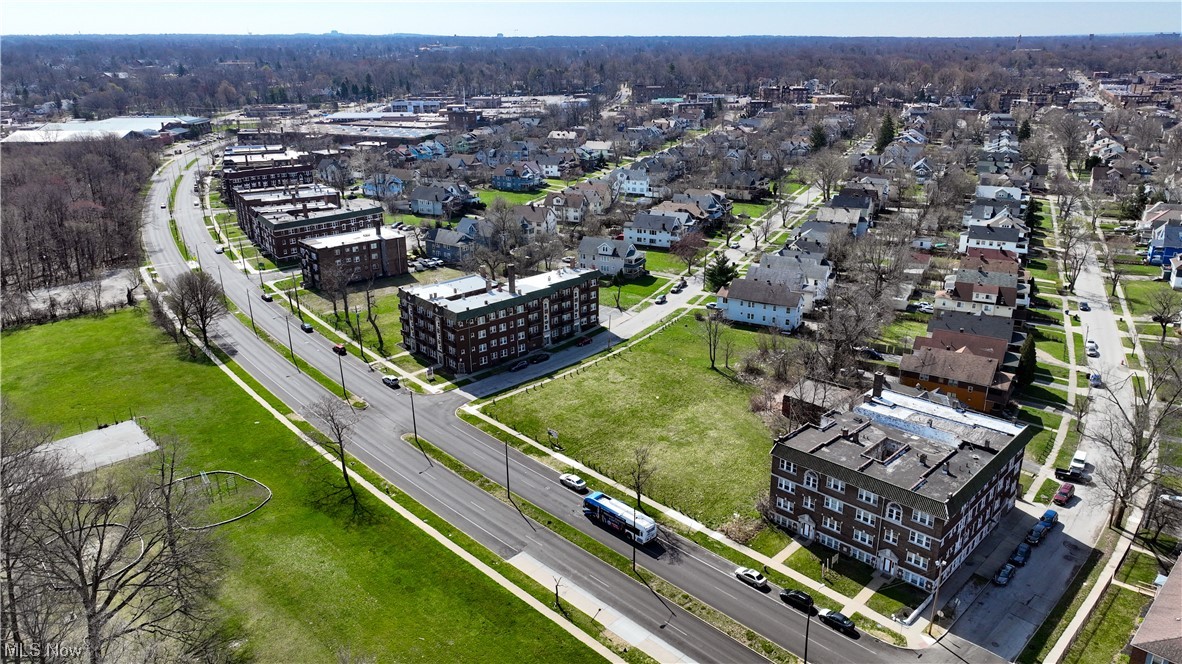 14060 Superior Road Cleveland, OH 44118 - Photo 3 of 14 Aerial view
