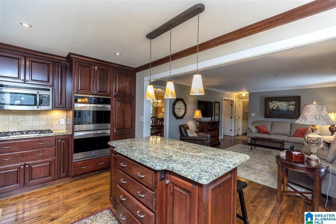 3349 Overton Road Birmingham, AL 35243 - Photo 2 of 44