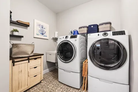 $870,000 | 46 Phoebe Street, Unit 98, Methuen, MA 01844