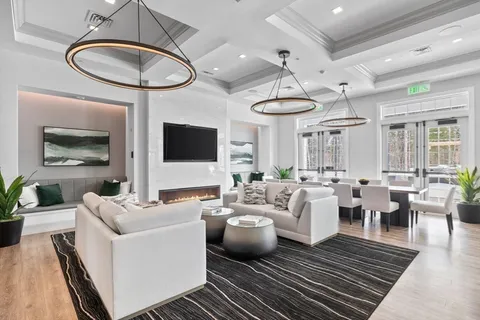 $870,000 | 46 Phoebe Street, Unit 98, Methuen, MA 01844