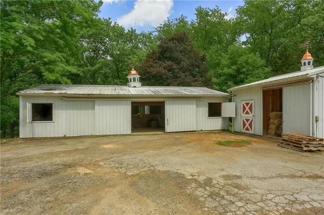 $1,260,000 | 405 Cornetti Road, Fenelton, PA 16034