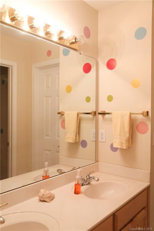 15843 Lavenham Road Huntersville, NC 28078 - Photo 23 of 24 Gallery Image 23