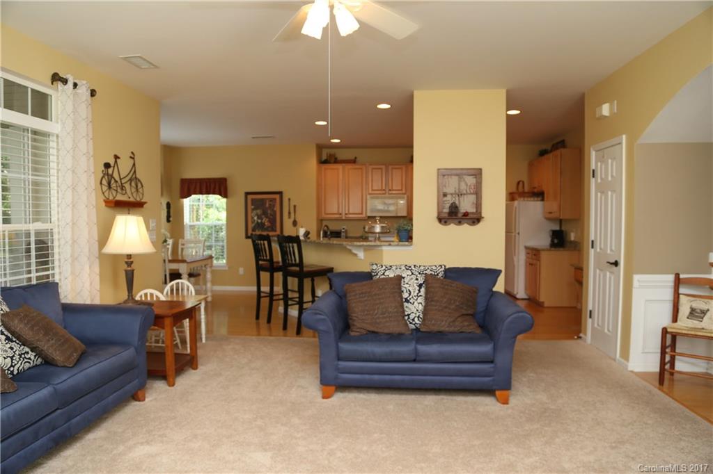 15843 Lavenham Road Huntersville, NC 28078 - Photo 6 of 24 Gallery Image 6