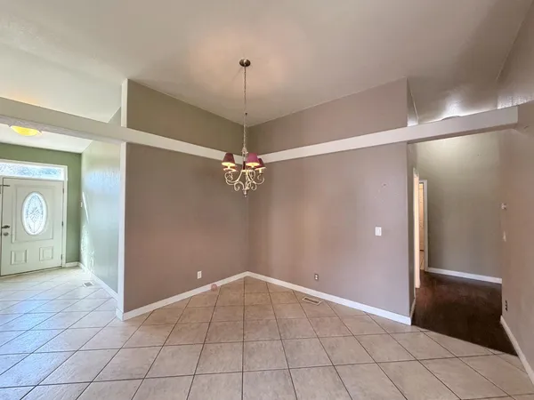 $375,000 | 2055 Candlelight Drive, Somerset, CA 95684