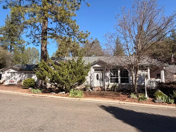 $375,000 | 2055 Candlelight Drive, Somerset, CA 95684