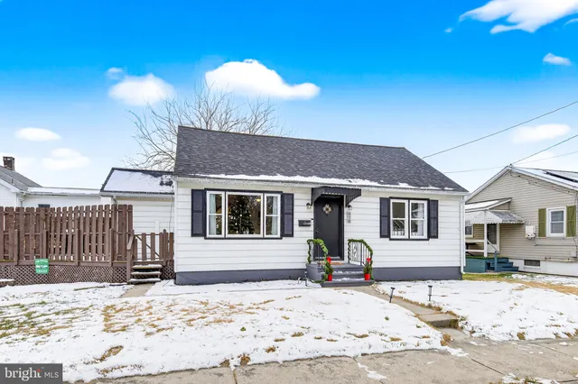 $250,000 | 610 Hill Street, Lebanon, PA 17046