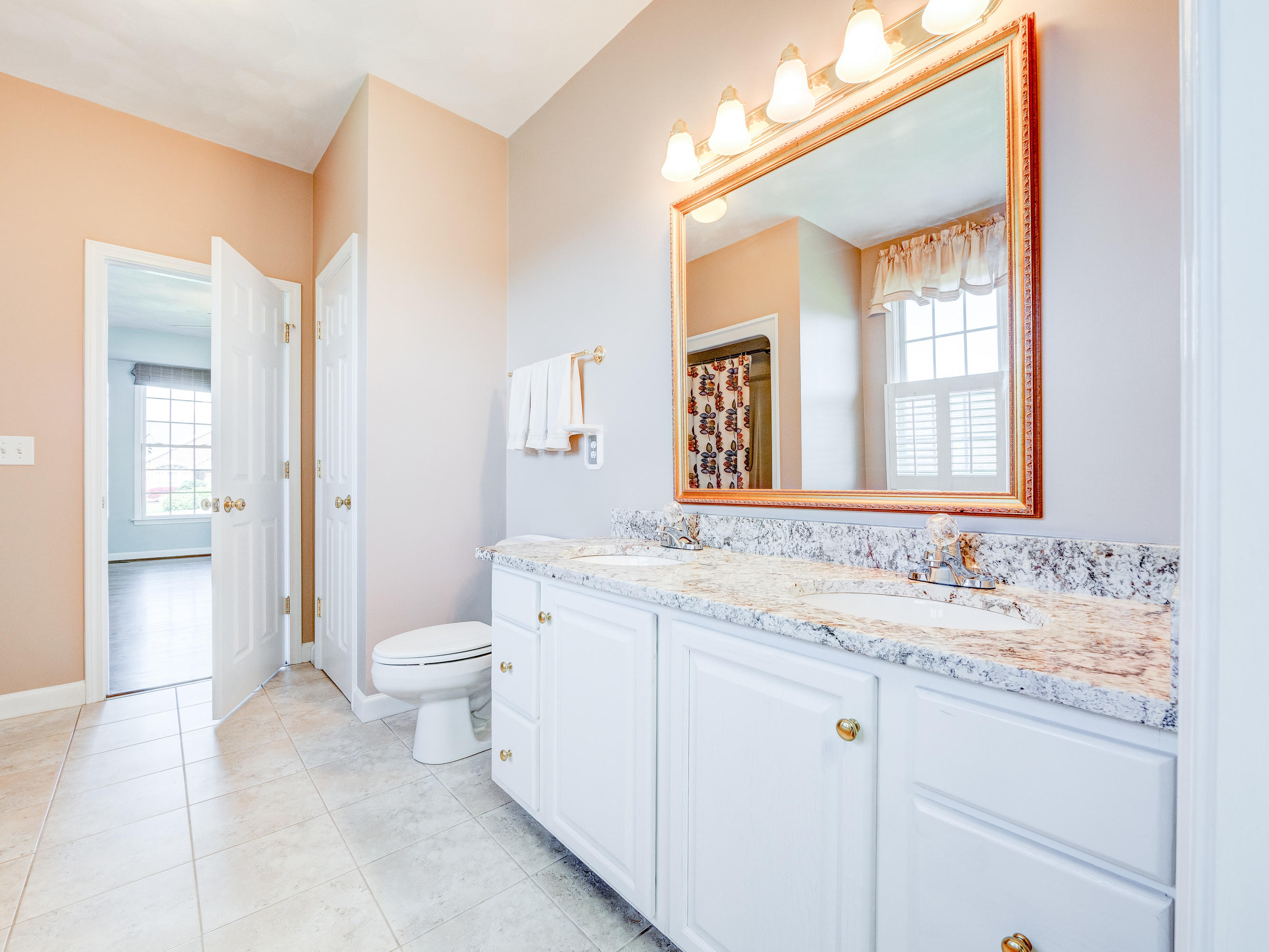 326 Summit Ridge Road Daleville, VA 24083 - Photo 13 of 54 08_326_Summit_Ridge_Rd08_mls