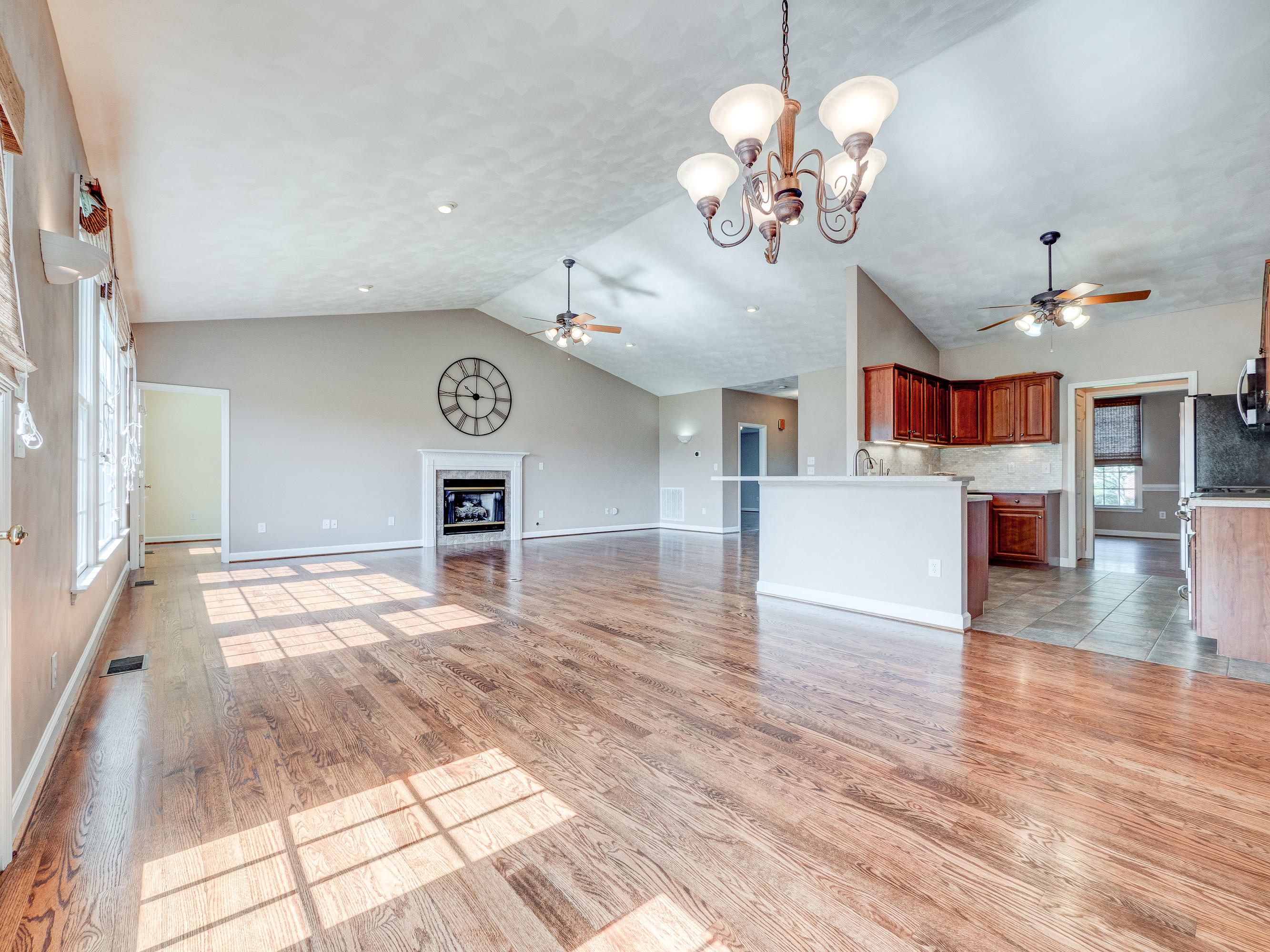 326 Summit Ridge Road Daleville, VA 24083 - Photo 18 of 54 14_326_Summit_Ridge_Rd14_mls