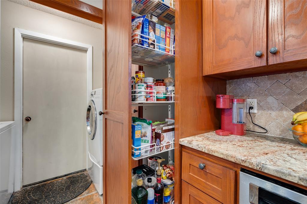 9790 Camfield Road Frisco, TX 75033 - Photo 16 of 31 Unique Pantry