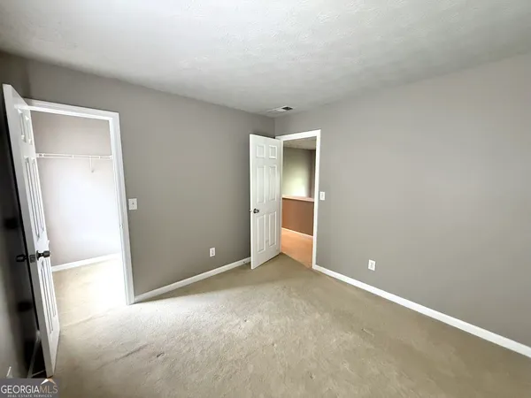 $2,400 | 1563 Oak Park Court, Suwanee, GA 30024