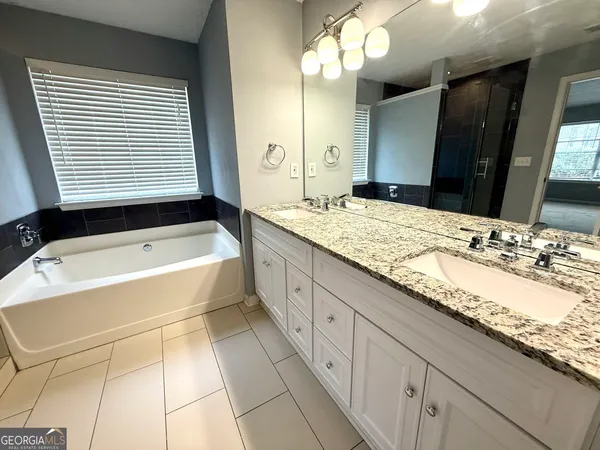 $2,400 | 1563 Oak Park Court, Suwanee, GA 30024