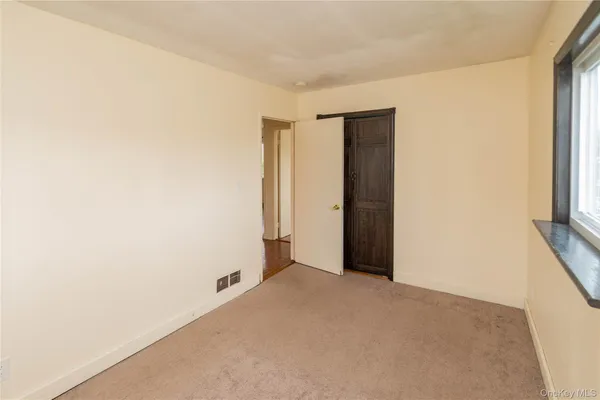 $274,900 | 43 Lafayette Drive, New Windsor, NY 12553