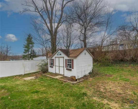 $274,900 | 43 Lafayette Drive, New Windsor, NY 12553