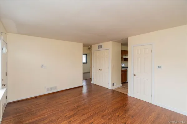 $274,900 | 43 Lafayette Drive, New Windsor, NY 12553