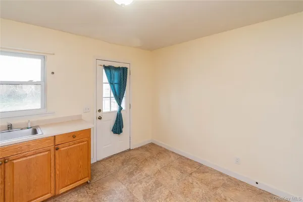 $274,900 | 43 Lafayette Drive, New Windsor, NY 12553