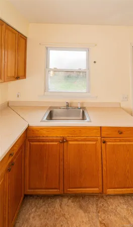 $274,900 | 43 Lafayette Drive, New Windsor, NY 12553