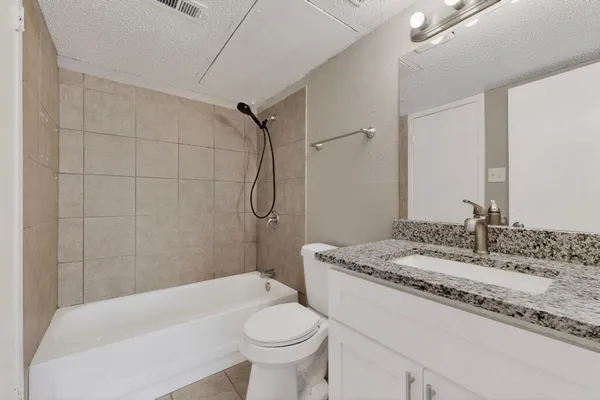 $1,195 | 8024 Cambridge Circle, Unit A, White Settlement, TX 76108