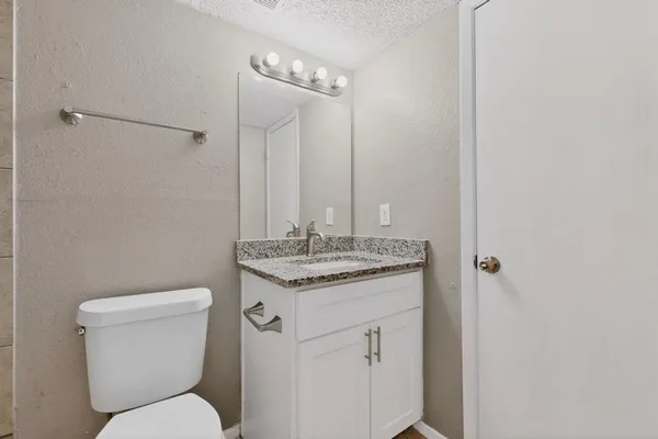 $1,195 | 8024 Cambridge Circle, Unit A, White Settlement, TX 76108