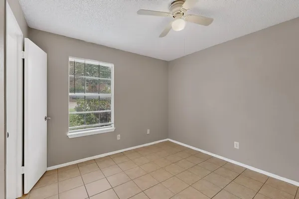 $1,195 | 8024 Cambridge Circle, Unit A, White Settlement, TX 76108