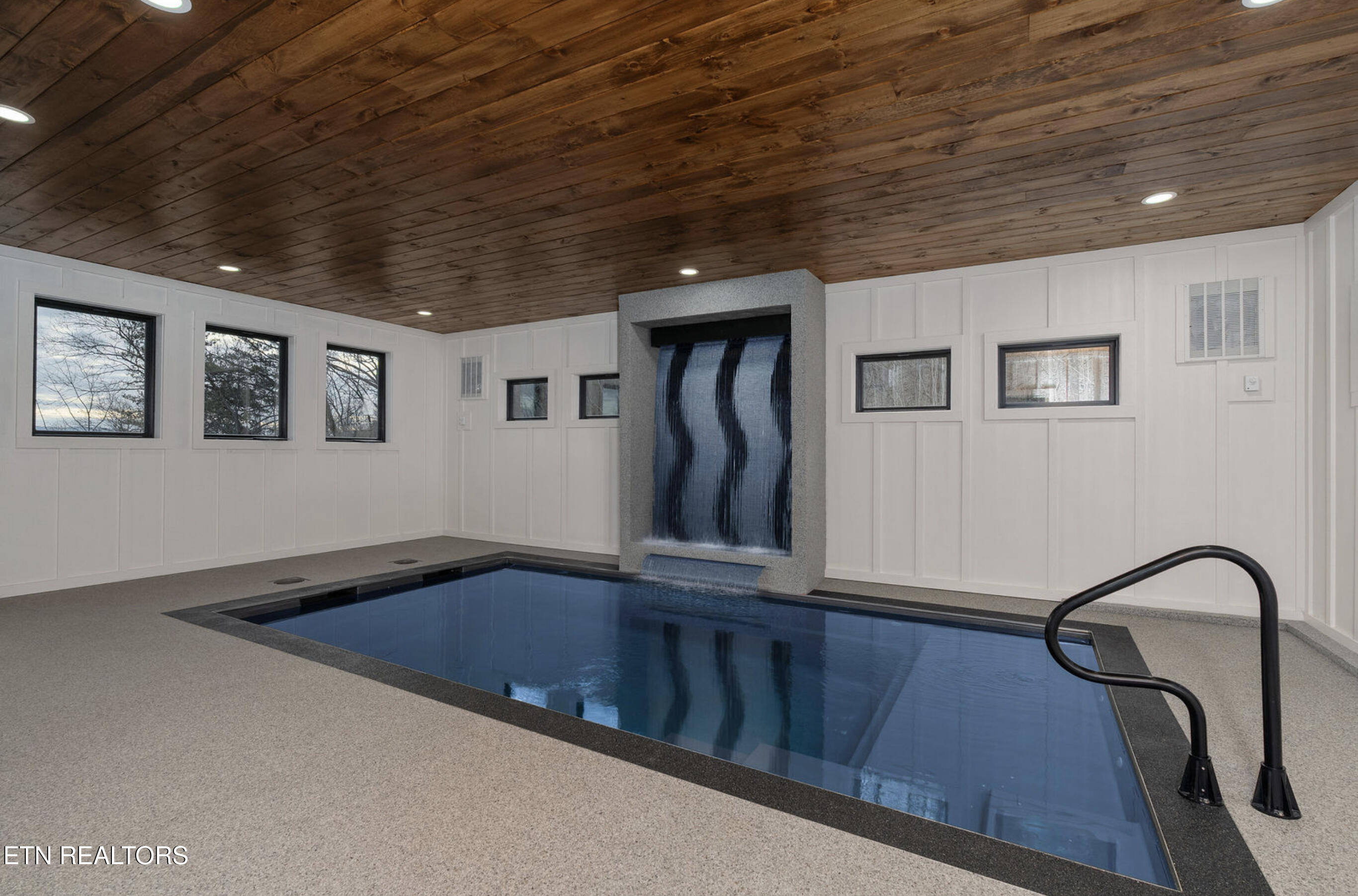 2349 Bluff Mountain Road Sevierville, TN 37862 - Photo 18 of 49 31AE4119-F239-45D2-BCC0-12A52BC300A0