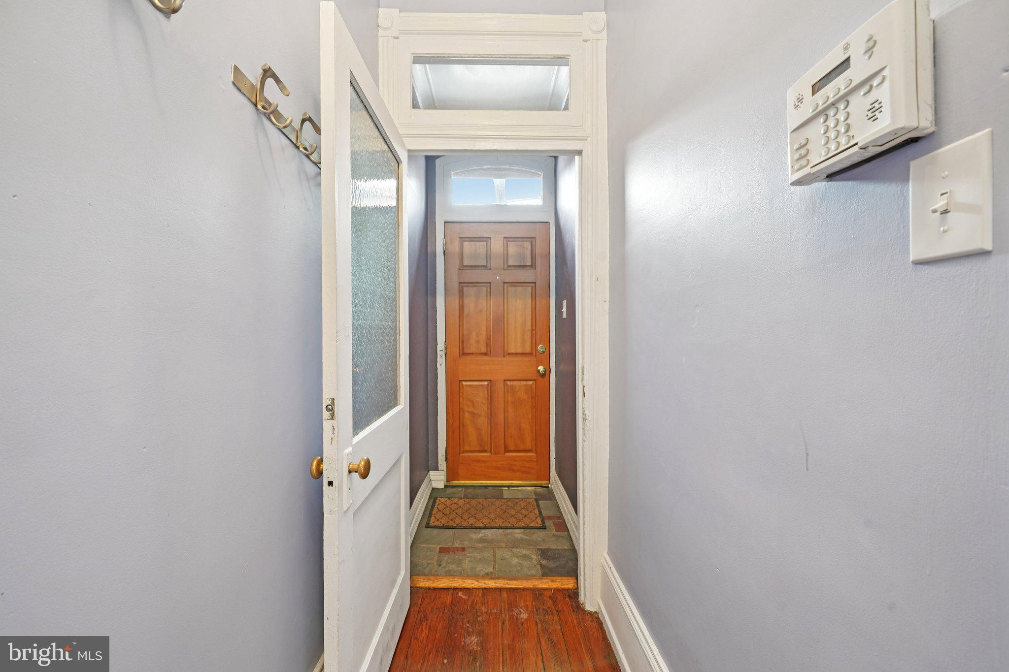 3008 Poplar Street Philadelphia, PA 19130 - Photo 4 of 54 Original vestibule
