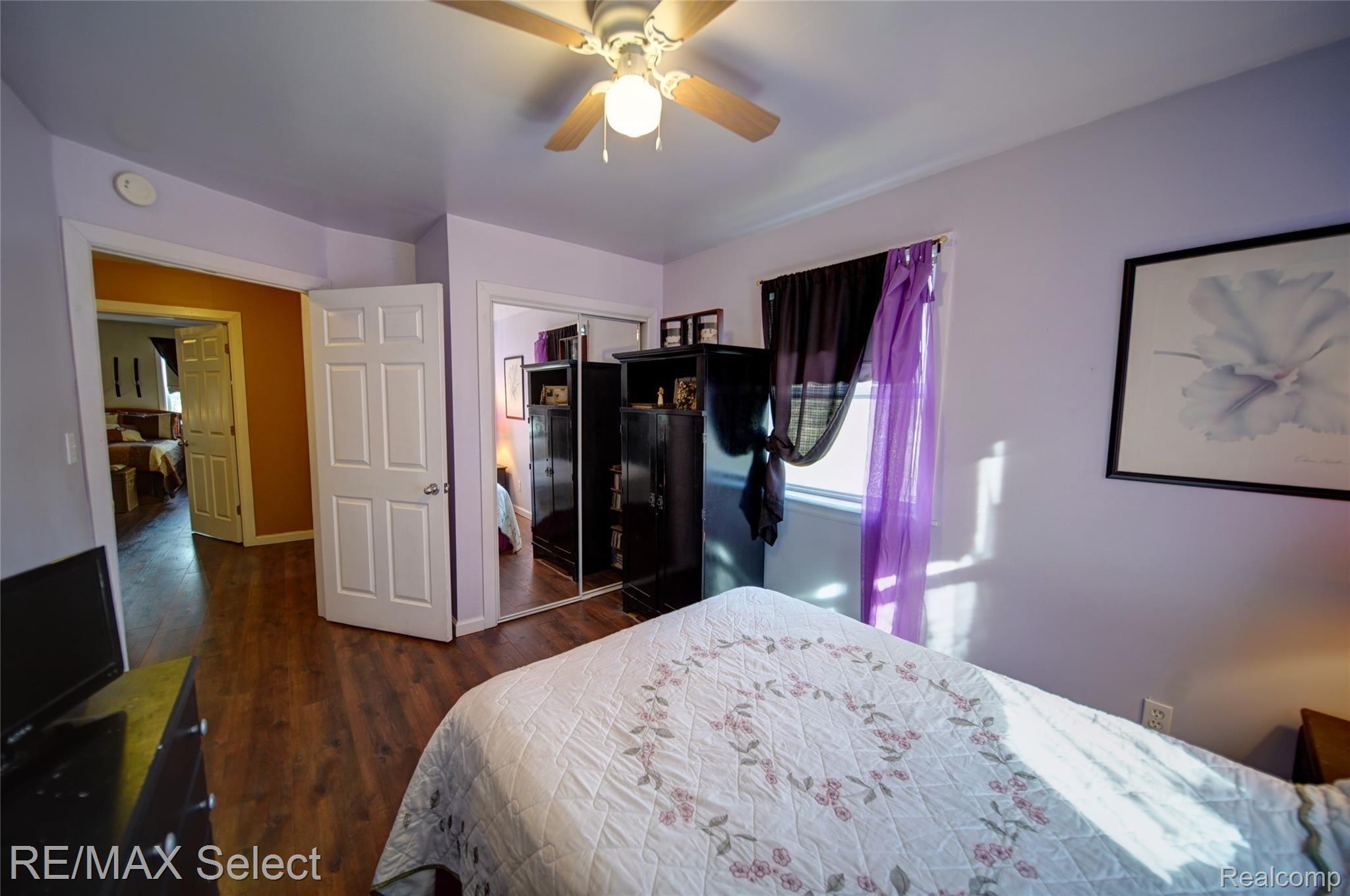 4045 East Carpenter Road Flint, MI 48506 - Photo 25 of 50 5413 N McKinley 082.jpg