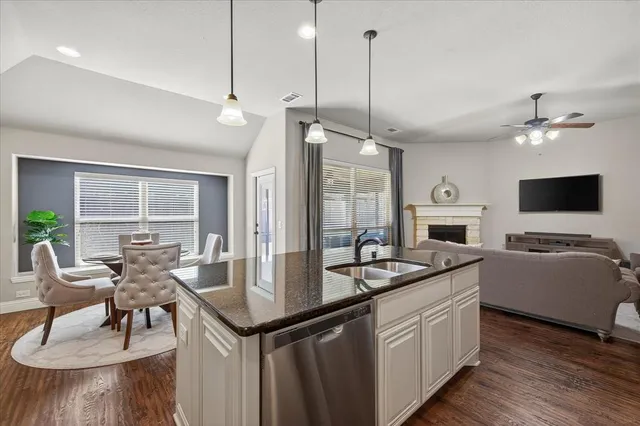 $485,000 | 4208 Carnation Lane, Mansfield, TX 76063