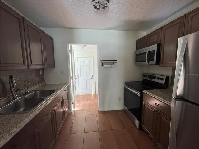 $1,467 | 636 Columbia Street, Orlando, FL 32805