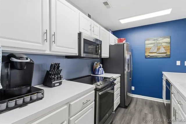 $314,900 | 56 Emerald Bay Drive, Unit 3D, Lake Ozark, MO 65049